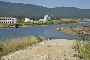 しおさい橋から見た古河沼 2