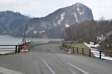 湖畔道路 1
