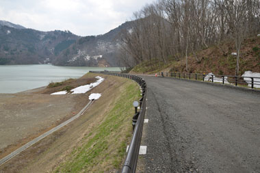 湖畔道路 2