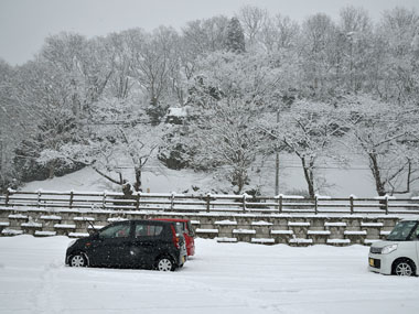 早春の北上展勝地雪景色 3