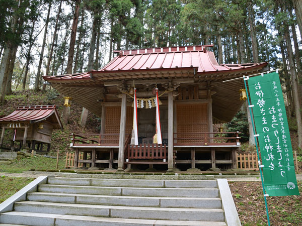 社殿正面 1